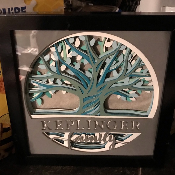 Shadow Box Family Tree - Picture 2 of 3